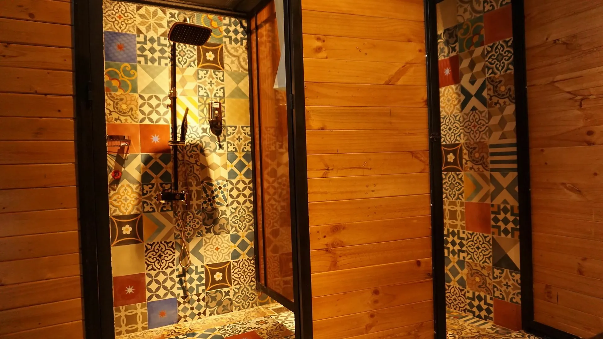 Stingray Hostel Da Nang 0*,  Vietnam